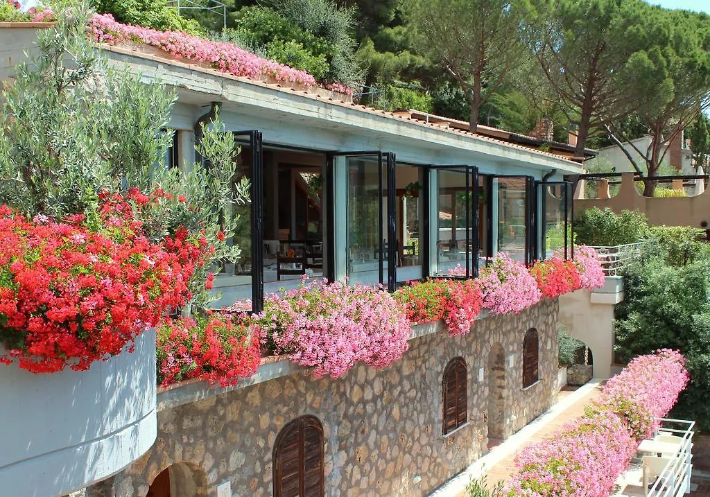 Hotel Villa Portuso Porto Ercole  4*, Porto Ercole (Grosseto)